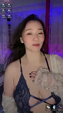 Snapshot of baobaomiqi_linger chatting on September 26, 2025, 4:22 pm baobaomiqi linger online show from September 26, 2025, 4:22 pm
