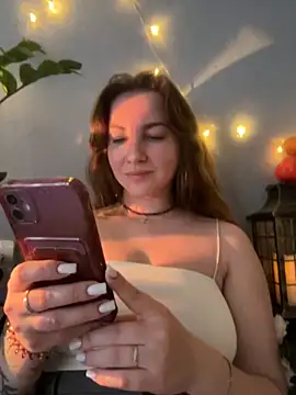 MayaMystic online show from October 30, 2025, 11:33 am