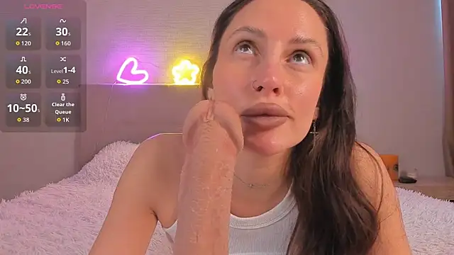 imMolly11 online show from March 6, 2026, 9:28 am