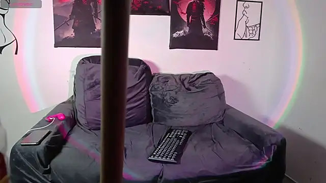 Ambar and daimon  online show from September 11, 2025, 10:04 am