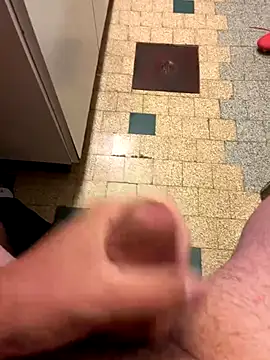 mikiss789 online show from September 15, 2025, 3:28 am