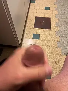 mikiss789 online show from October 25, 2025, 4:20 am