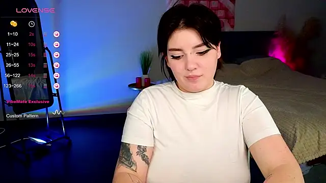 YumiYammy online show from February 23, 2025, 1:24 am