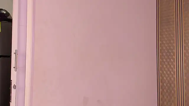  dakota a online show from March 13, 2025, 10:21 pm