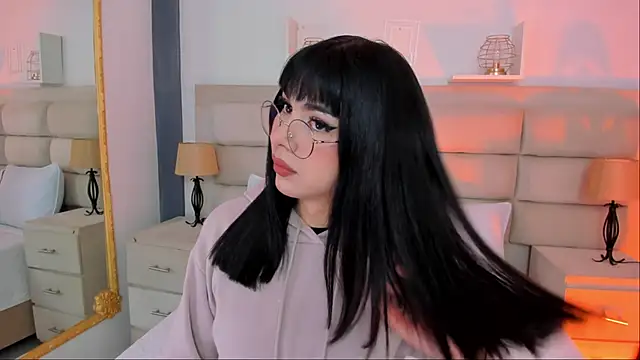 RoseCassie online show from March 8, 2025, 1:03 pm