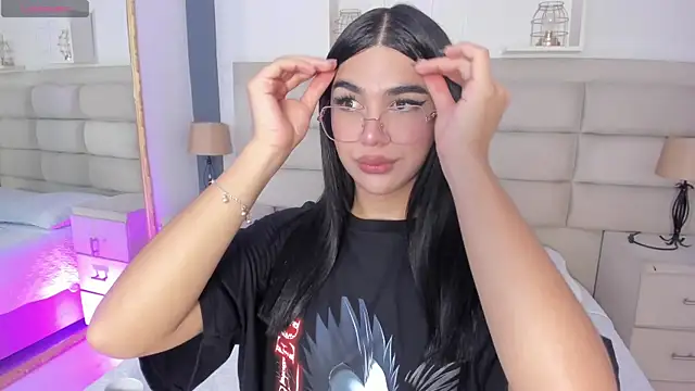 RoseCassie online show from October 11, 2025, 1:42 pm