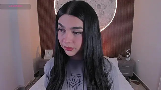 RoseCassie online show from January 18, 2026, 2:43 pm