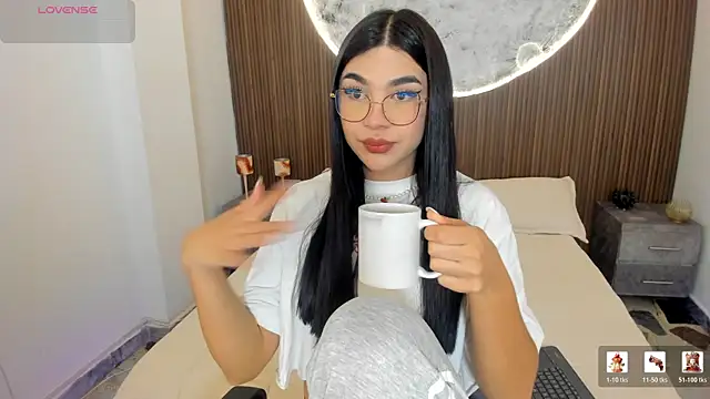 RoseCassie online show from April 3, 2026, 1:20 pm