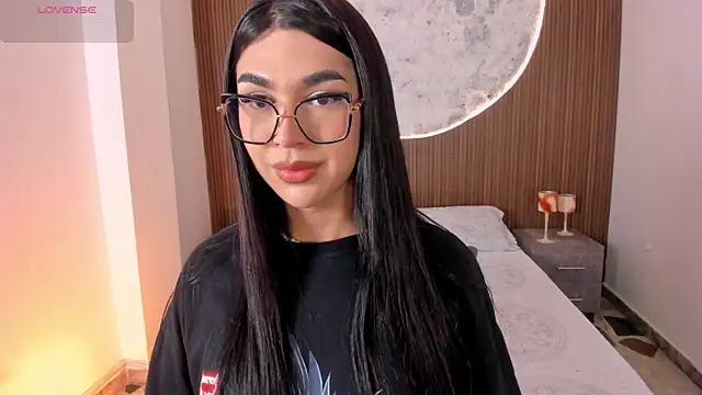 RoseCassie online show from April 11, 2026, 3:16 pm