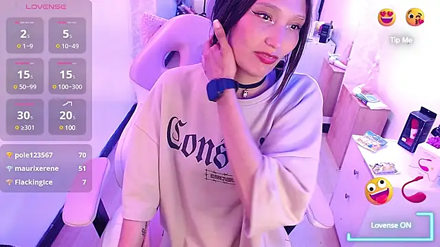 mia collens online show from February 14, 2025, 6:12 am