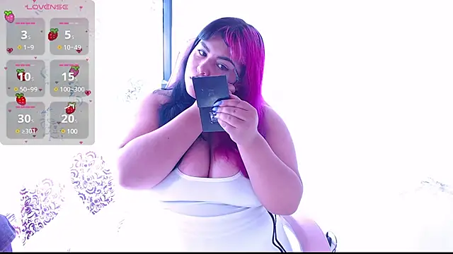 Snapshot of Pinky-Flower chatting on February 7, 2025, 7:49 pm Pinky-Flower online show from February 7, 2025, 7:49 pm