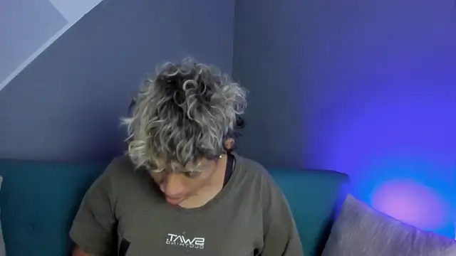 Snapshot of Dominick_jones chatting on February 28, 2025, 7:46 pm Dominick jones online show from February 28, 2025, 7:46 pm