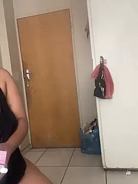 beverlyxxxx online show from January 16, 2025, 12:09 pm