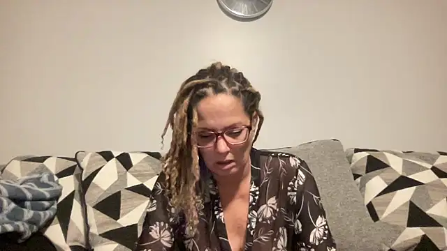 skarfos1babe69 online show from December 30, 2024, 4:42 am