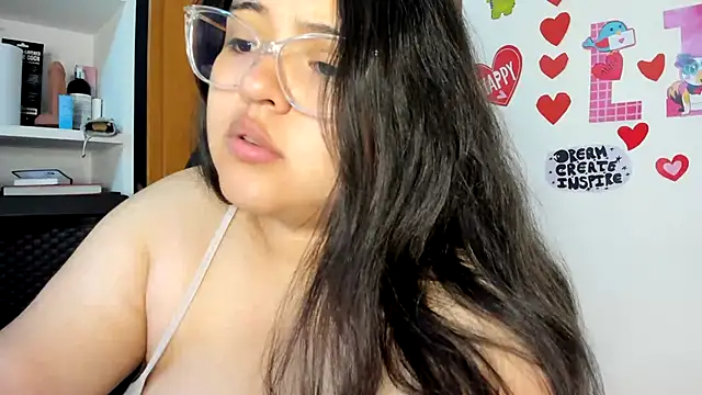 lizzie c online show from March 2, 2025, 8:16 am