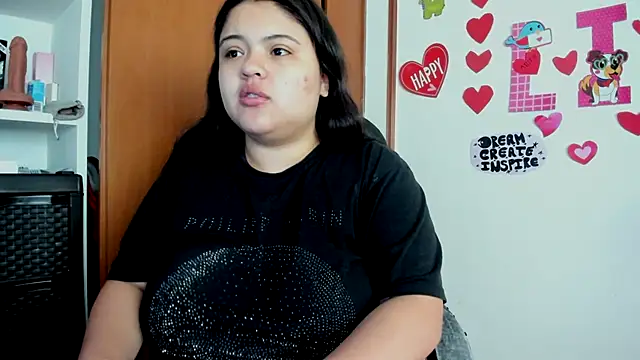 lizzie c online show from March 9, 2025, 8:21 pm