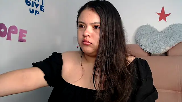 lizzie c online show from January 19, 2026, 8:18 am