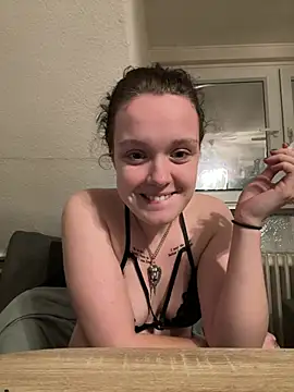 milabandolero online show from January 4, 2025, 10:24 pm