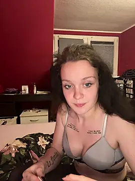 milabandolero online show from February 1, 2025, 7:02 pm