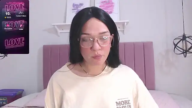 sukimoon online show from January 22, 2025, 5:59 am