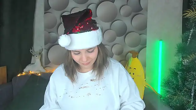 Snapshot of Cute_smile_sharon chatting on December 22, 2024, 9:55 am Cute smile sharon online show from December 22, 2024, 9:55 am