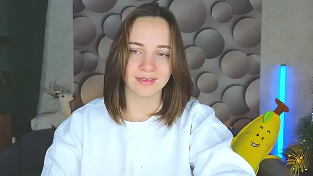Snapshot of Cute_smile_sharon chatting on January 12, 2025, 5:13 am Cute smile sharon online show from January 12, 2025, 5:13 am