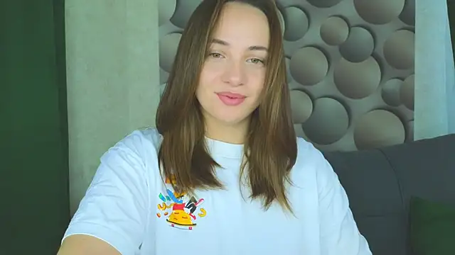 Snapshot of Cute_smile_sharon chatting on September 20, 2025, 3:07 am Cute smile sharon online show from September 20, 2025, 3:07 am