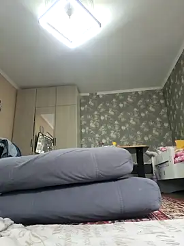 Snapshot of _Miss_Vanilla_ chatting on October 9, 2025, 7:17 am  Miss Vanilla  online show from October 9, 2025, 7:17 am