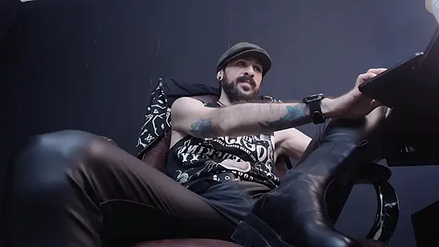 AxelColton online show from February 4, 2025, 9:28 am