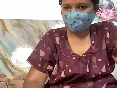 Tamil Sanjana  online show from September 15, 2025, 7:52 am