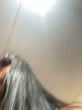 dani-lue online show from March 27, 2026, 1:22 pm