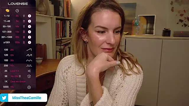 MissTheaCamille online show from January 28, 2025, 1:29 am