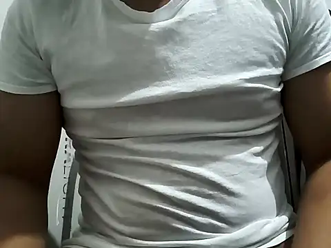 Snapshot of Eddy7988 chatting on December 23, 2024, 9:16 am Eddy7988 online show from December 23, 2024, 9:16 am