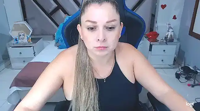 Snapshot of natalia5560 chatting on January 27, 2025, 12:26 pm natalia5560 online show from January 27, 2025, 12:26 pm