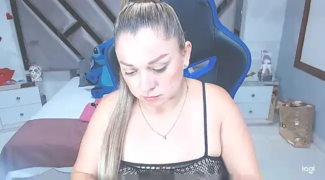 Snapshot of natalia5560 chatting on February 9, 2025, 4:50 pm natalia5560 online show from February 9, 2025, 4:50 pm