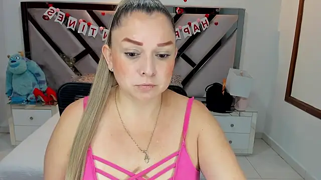Snapshot of natalia5560 chatting on September 23, 2025, 12:08 pm natalia5560 online show from September 23, 2025, 12:08 pm