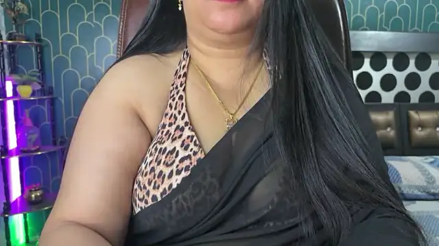 FlatVincy4 online show from February 13, 2026, 5:03 am