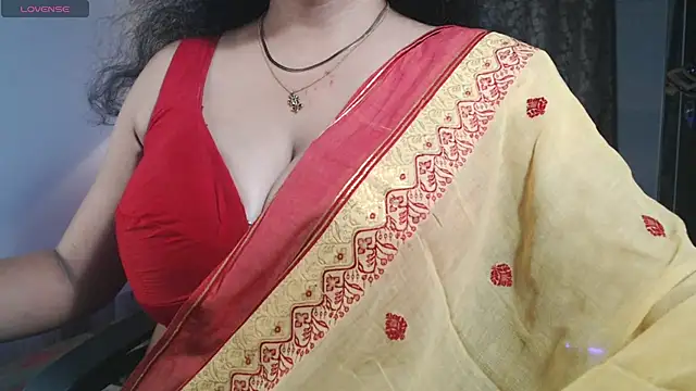 hot menka online show from May 26, 2026, 5:42 pm