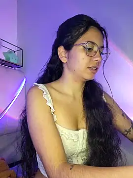 Rosita forever  online show from March 20, 2025, 9:46 pm