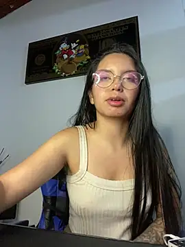 Rosita forever  online show from October 31, 2025, 4:02 am