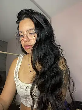 Rosita forever  online show from February 23, 2026, 2:25 pm