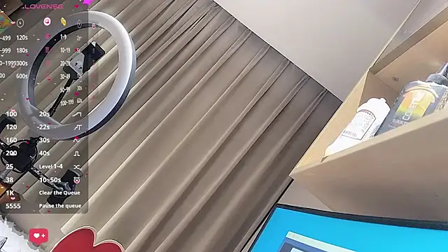 Sweet-521 online show from March 10, 2025, 4:03 pm