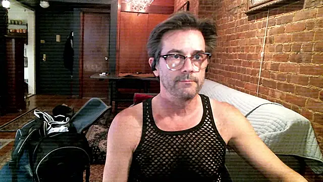 Snapshot of Johnny_Bottoms chatting on April 10, 2026, 9:52 pm Johnny Bottoms online show from April 10, 2026, 9:52 pm