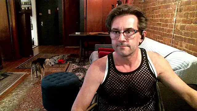 Snapshot of Johnny_Bottoms chatting on May 5, 2026, 10:18 pm Johnny Bottoms online show from May 5, 2026, 10:18 pm