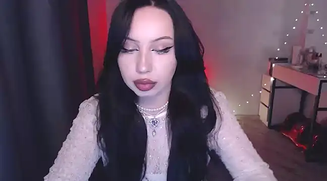 Snapshot of MoranaMissGod chatting on January 28, 2025, 7:10 pm MoranaMissGod online show from January 28, 2025, 7:10 pm