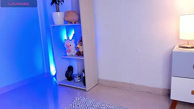 martina roldam online show from January 20, 2025, 11:43 pm