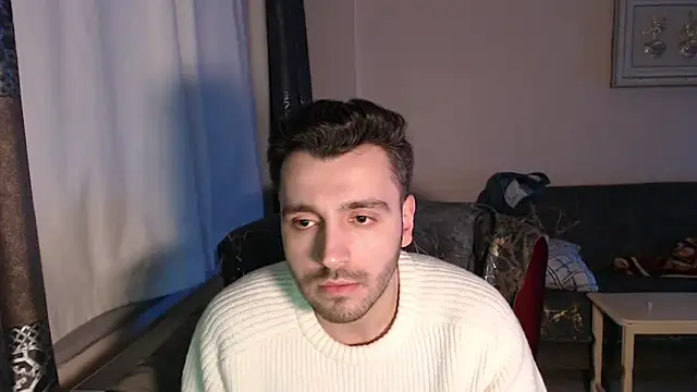 handsomeee04 online show from February 14, 2026, 9:44 pm