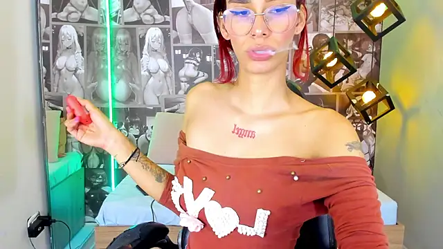 Nicole Angels  online show from January 6, 2025, 2:03 pm