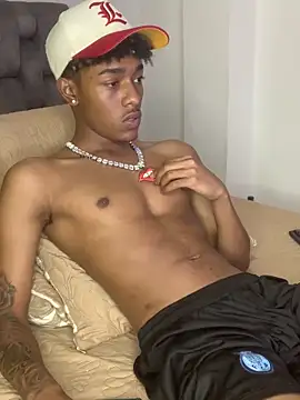 Boy cock18 online show from January 23, 2025, 10:22 am