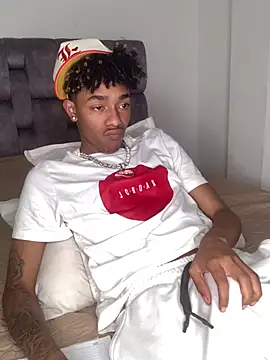 Boy cock18 online show from March 8, 2025, 8:22 am